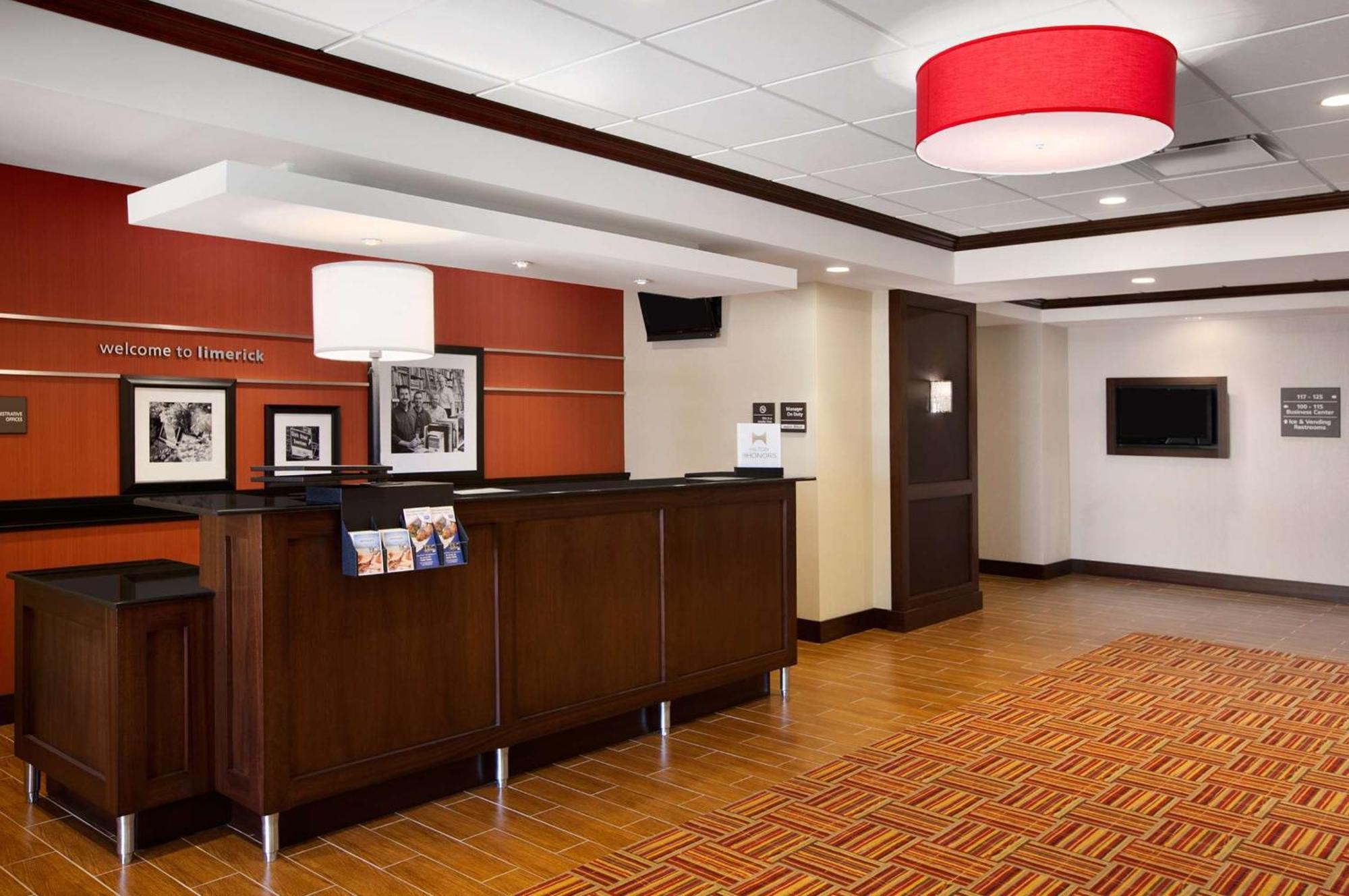 Hampton Inn Limerick Esterno foto
